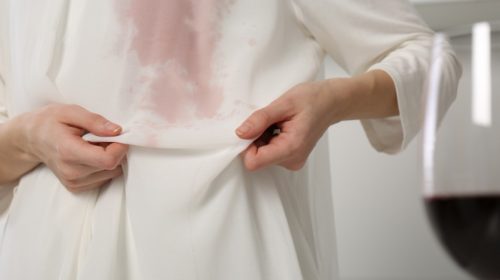 <strong>How to Get Red Wine Out of Clothes: A Complete Guide</strong>